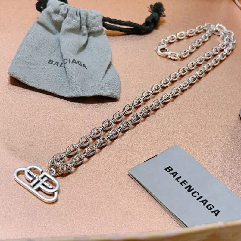 balenciaga collier s_1262a0a4